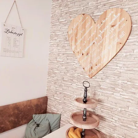 Newhome Nicole Apartmán *