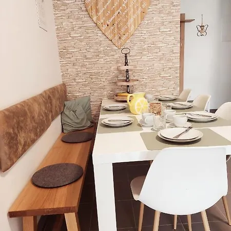 Newhome Nicole * Премантура