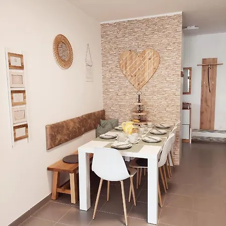Newhome Nicole Premantura